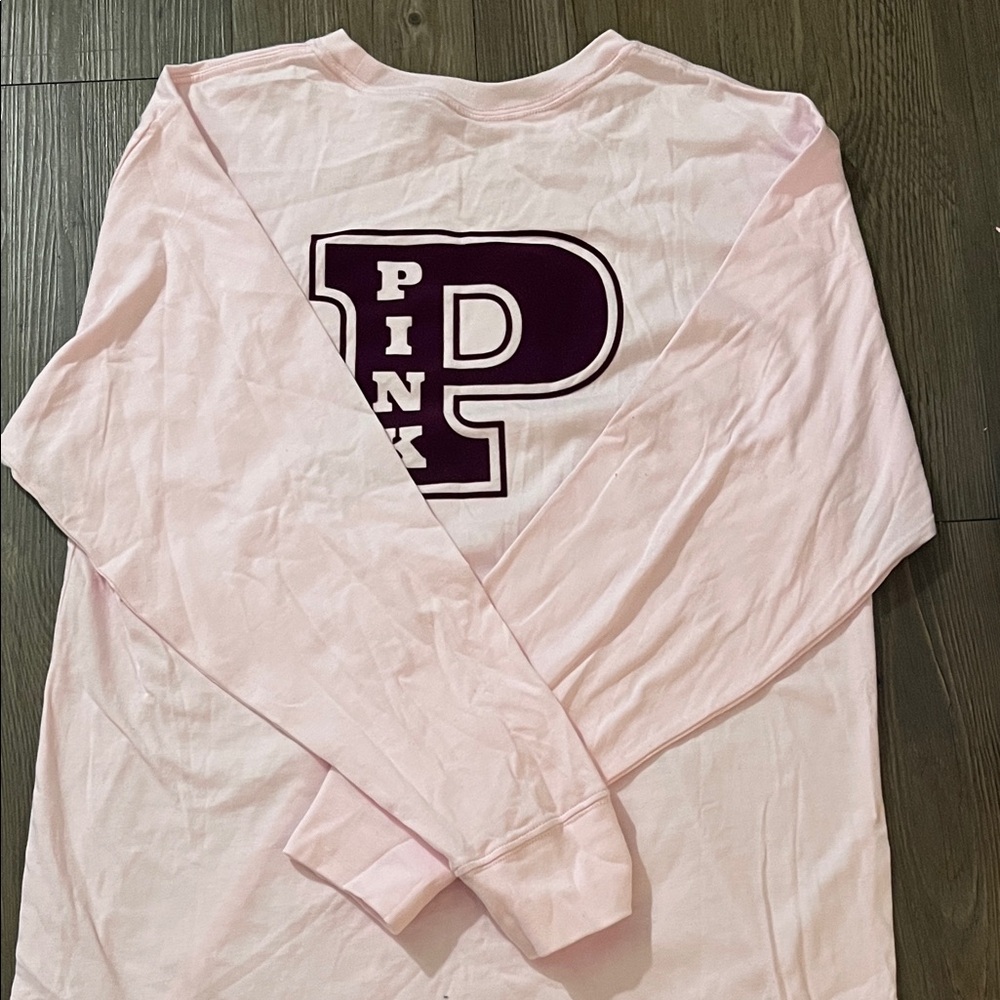 PINK Victoria's Secret Light Pink Long Sleeve Tee